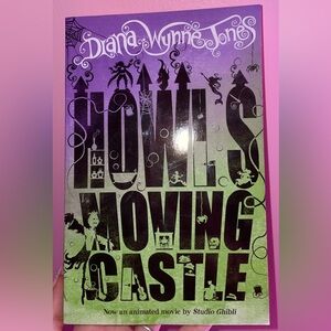 Dana Wynne Jones 'Howl's Moving' Book